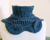 Lattice and Leaves Knit Cowl PDF Pattern
