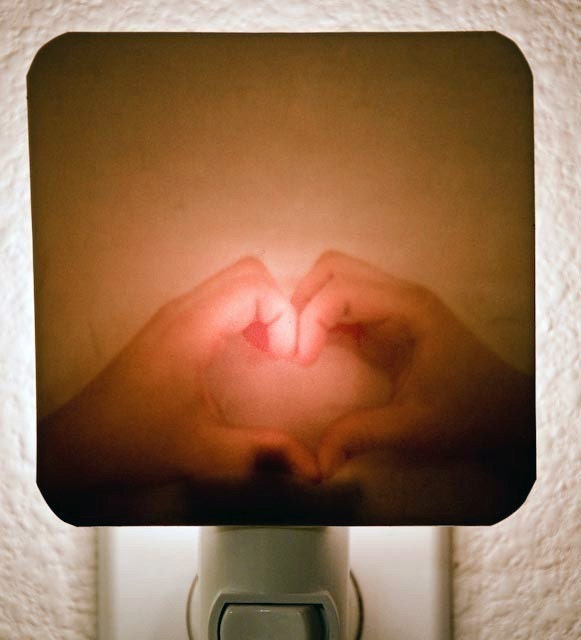 Polaroid Photo Night Light - Heart - Unique Housewarming Gift, Whimsical Home Nursery Decor, Functional Illuminated Art