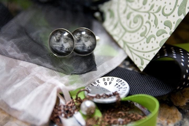 Personalized Wedding Photo Gift - Silver Cufflinks - Set of 6 - Unique Gift for Best Man, Father of the Bride, Husband, etc.
