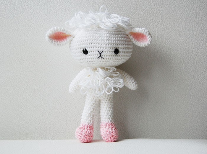Amigurumi Pattern - Cloudy the Lamb