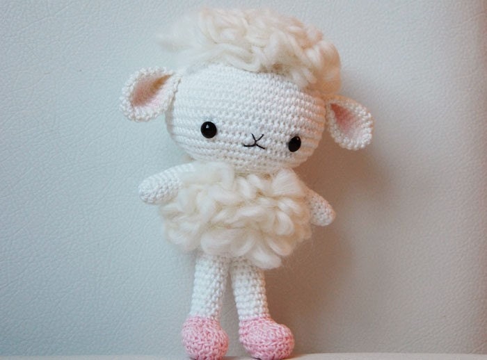 Amigurumi Pattern - Cloudy the Lamb