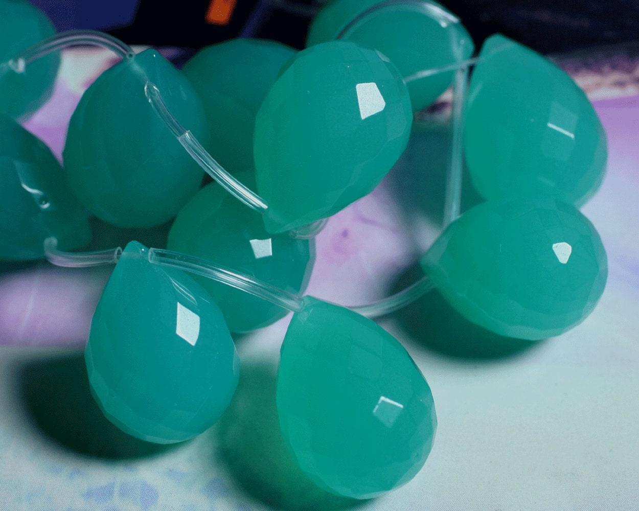 Sea blue quartz faceted teardrop briolette 25x18mm, 2 pcs (item ID L05SQFT25)