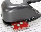 1 Inch Circle Paper Punch. Makes Perfect Circles.