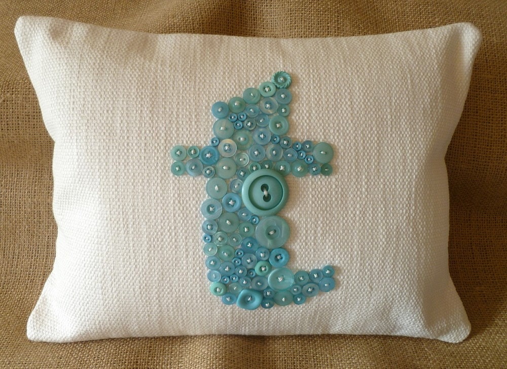 Personalized Button Monogram Pillow -- Your Choice of Button Color -- 12x16 (insert Included)