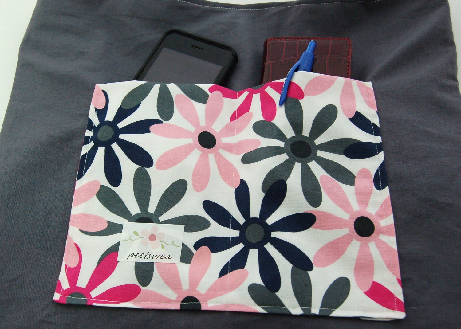 Tote Pink Gray and White Flowers - Shoulder Bag