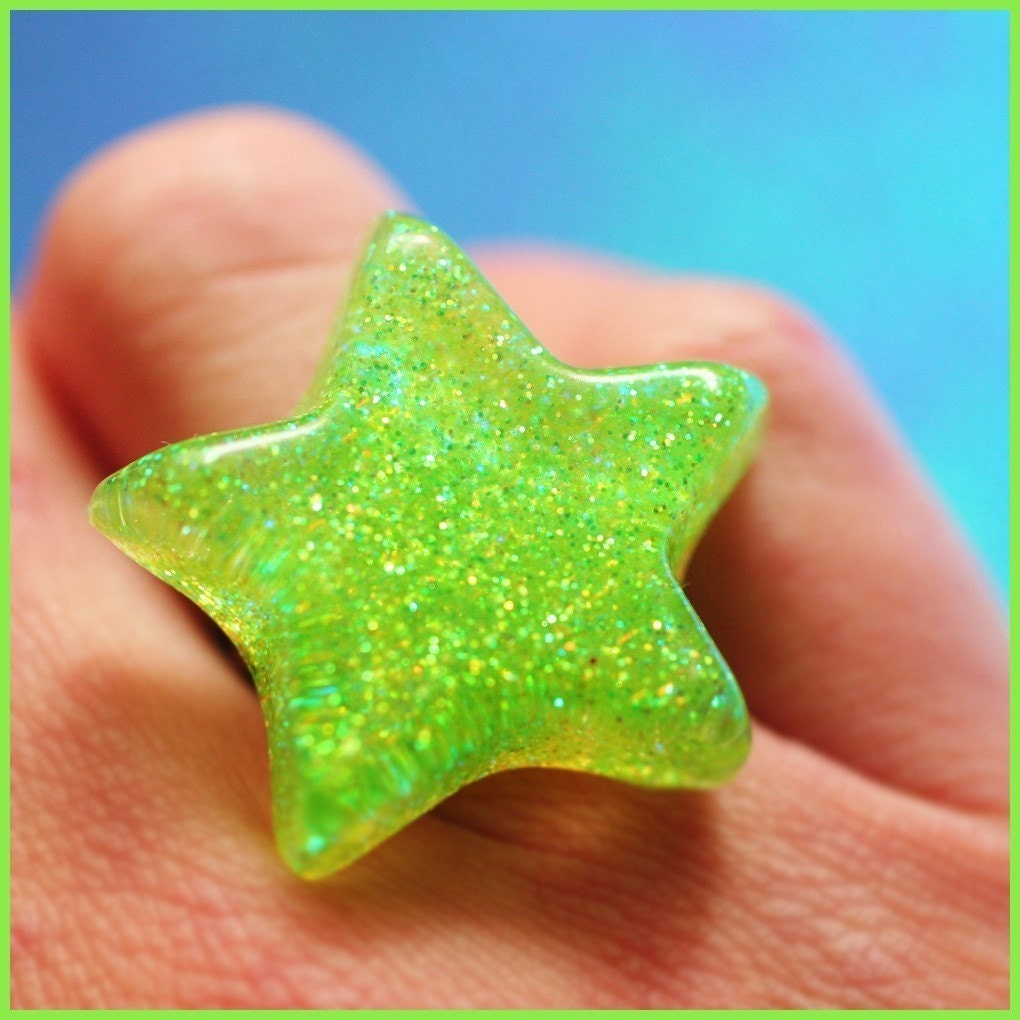 Slime Green Star - Resin Ring