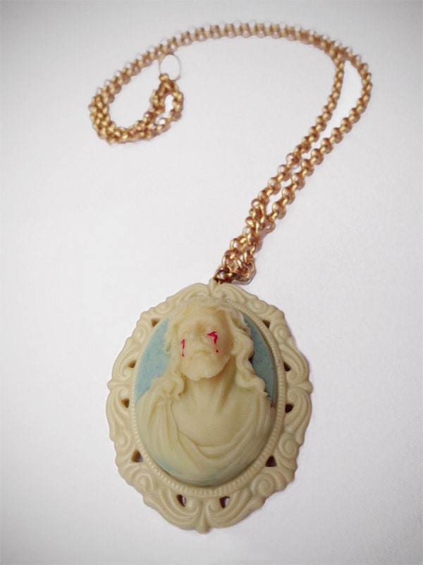 Ivory Crying Jesus Cameo Necklace