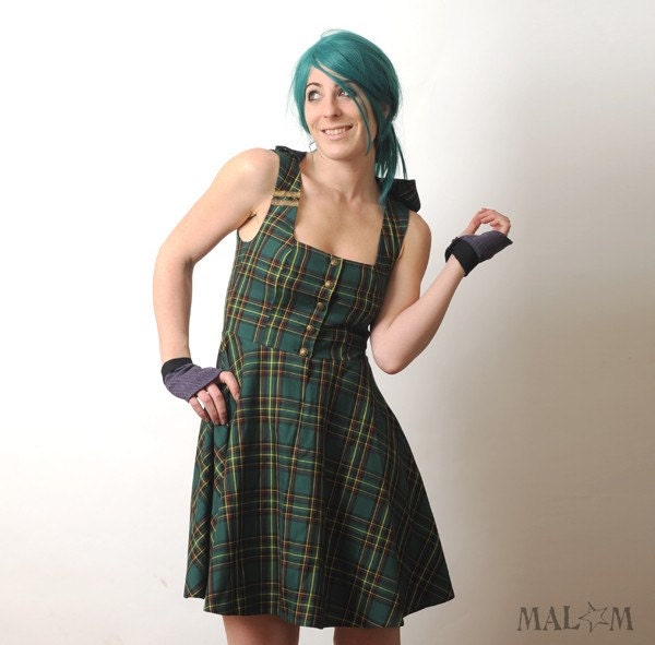 Hooded Green plaid dress with Gold trim - size S-M - Malam