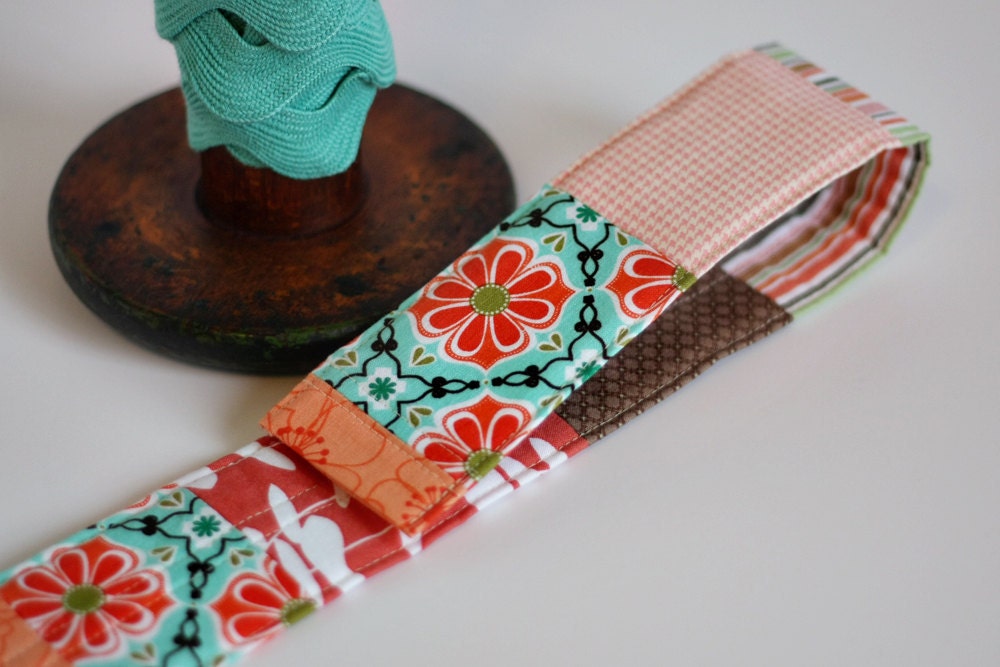 30% SALE Camera Strap Slip Cover New Colorway Vintage Romance