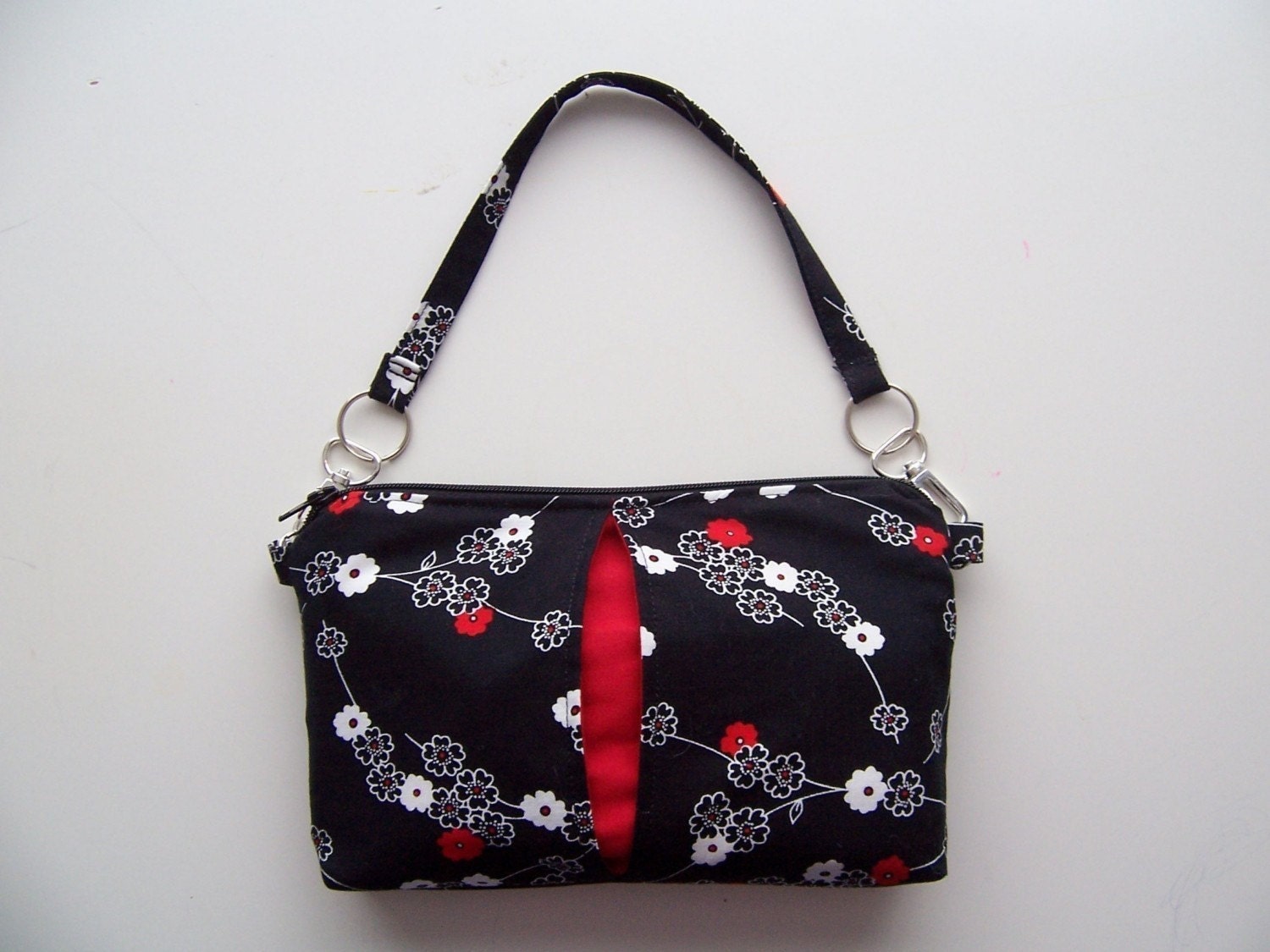 PDF SEWING PATTERN - Convertible Wristlet - Clutch - Mini-Purse - Instant Download