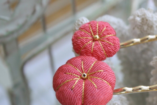 Light Pink  Crepe Fabric Flower Bobby Pins UME Blossoms