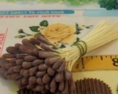 Vintage / Millinery Floral Anthers / One Bunch / Brown