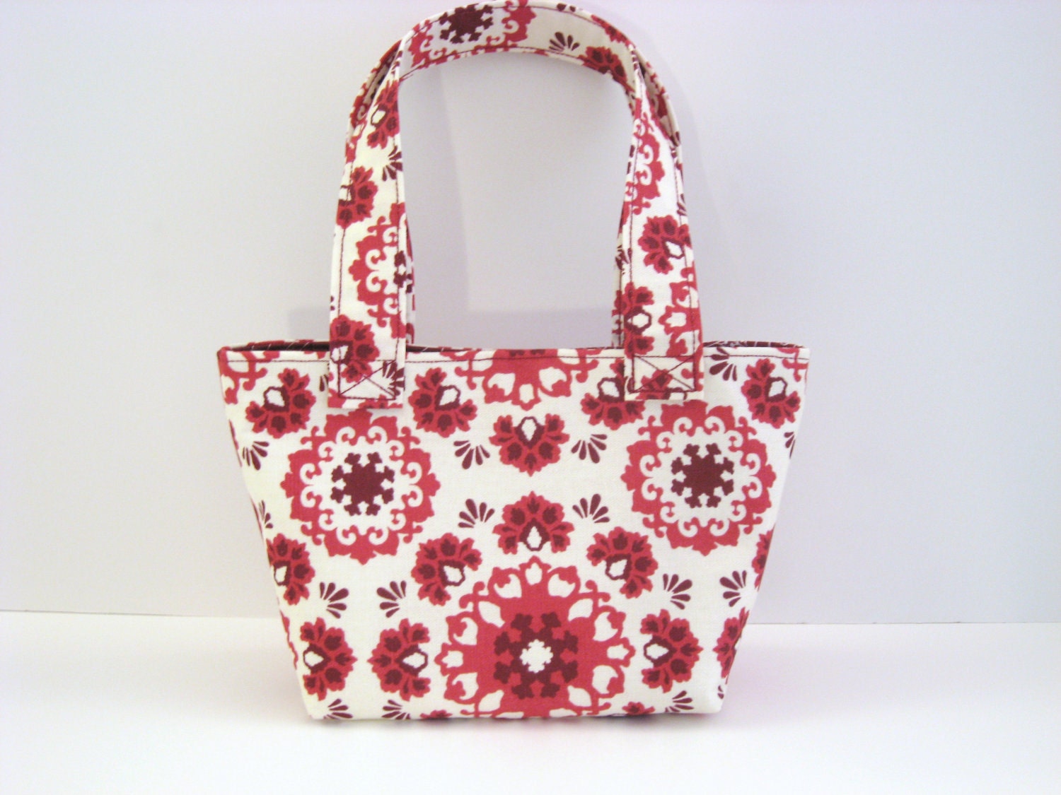 Mini-Tote White with Red Floral Pattern