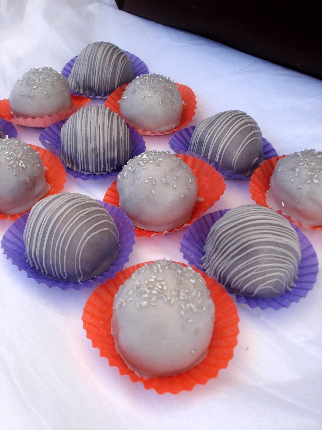 Cake Balls: 50 Shades of Grey Bitty Cake Bites