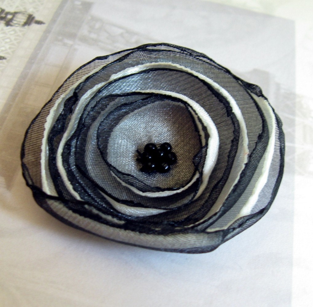 Black and White Flower Hair Clip Cottage Style Shabby Chic Mothers Day Outdoor Bridal Garden