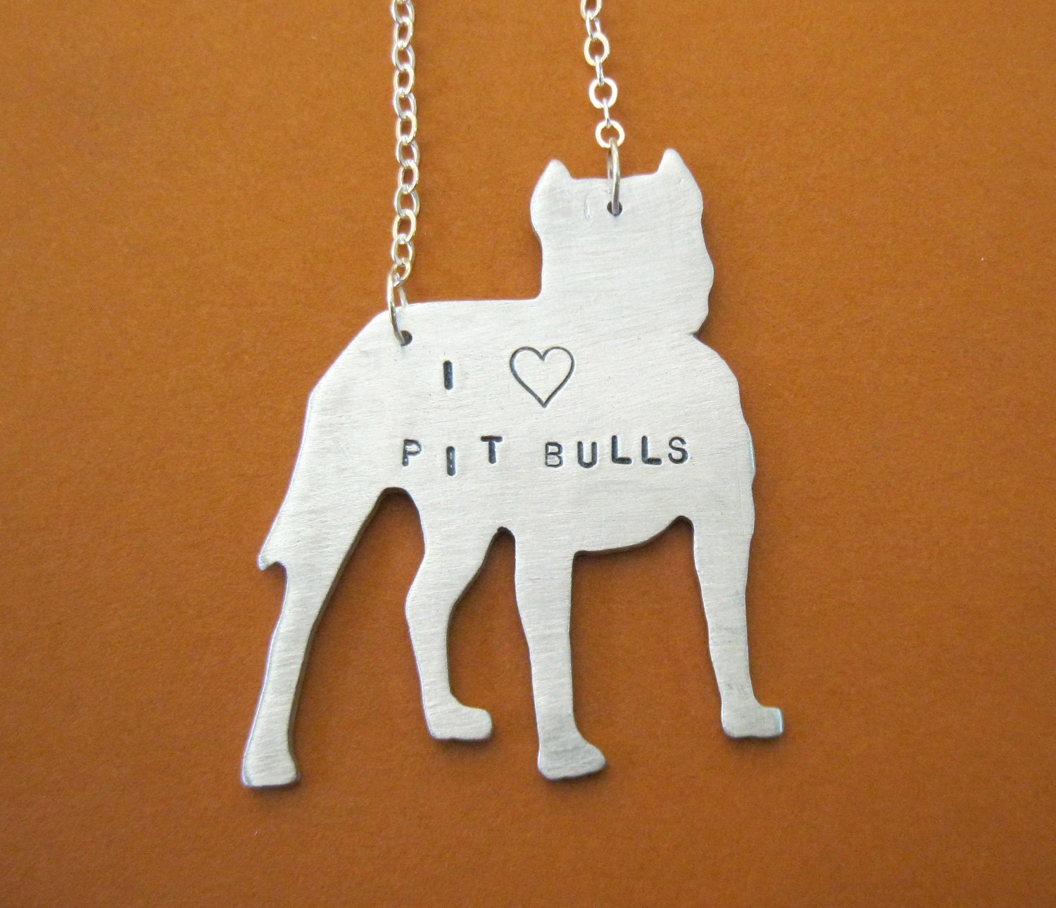 I Heart Pit Bulls necklace