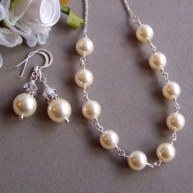 Brides Bridesmaids Necklace - CRYSTALLIZED - Swarovski Elements and Sterling Silver - Choose your Pearl Color - Wedding Jewelry - 3032