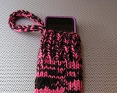 knit gadget cozy (hot pink & black)