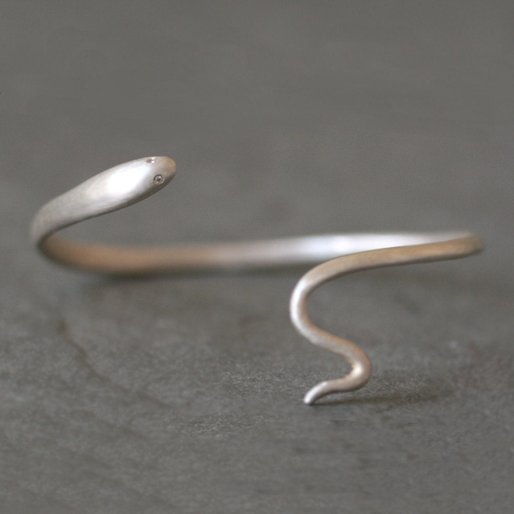 Snake Bracelet in Sterling Silver with Diamonds