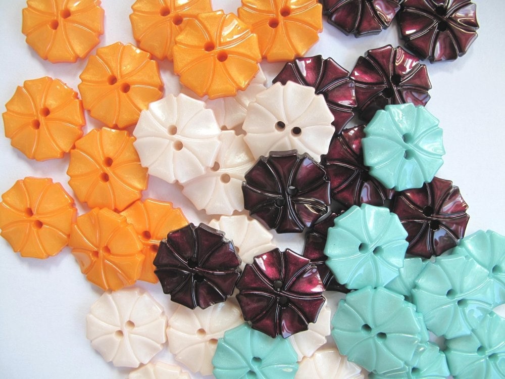 Buttons Bakelite Repro x8