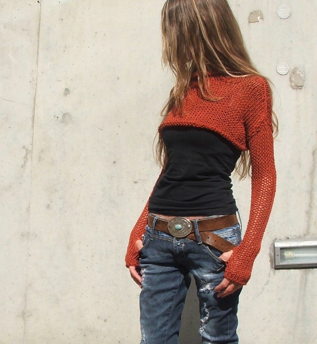 Red sweater / Rusty terracotta red cropped iLE AiYE sweater