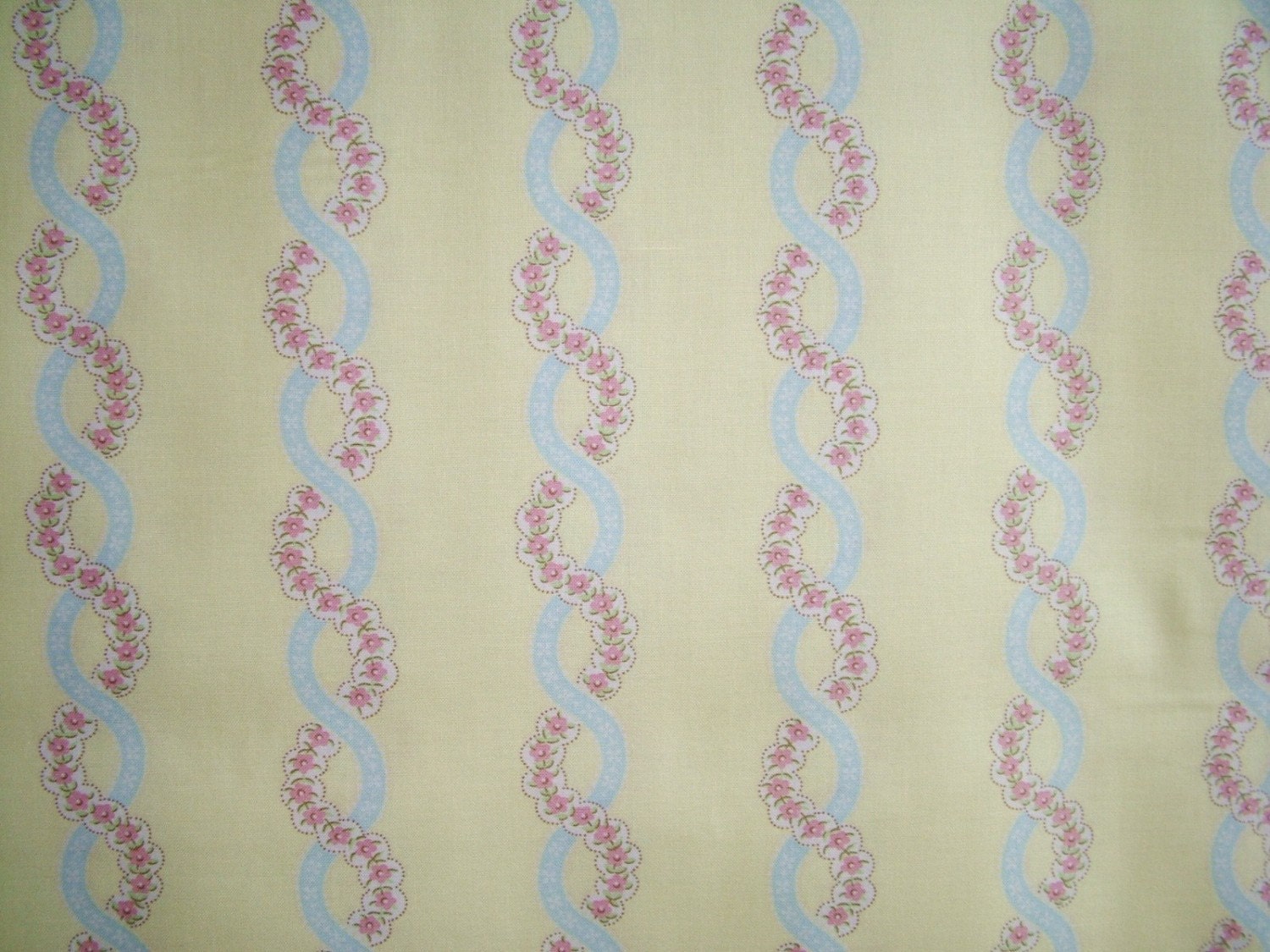 Verna Mosquera, Sweet Escape for Free Spirit, Twisted Rosette in Gold, 1 yard
