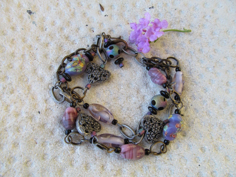 SALE Vintage Lavender Glass Bead Bracelet Sweetheart