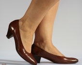 Brown Leather Heels / Vintage Kitten Heels / usa 7, Eur 37.5