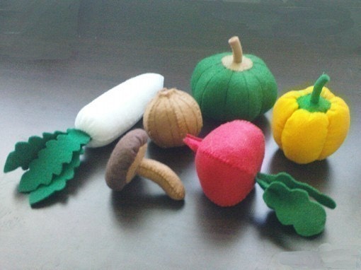 Felt Vegetables II - Sweet Pepper Pumpkin Radish Mushroom Onion (Patterns and Instructions via Email)