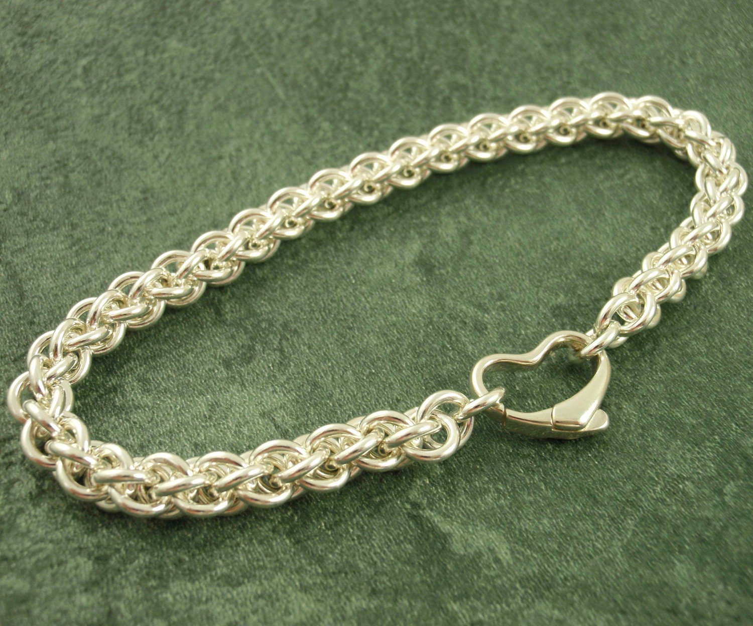 Sterling Silver Bracelet with Heart Clasp - Jens Pind Pattern