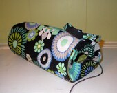 Yarn Owl yarn holder, fits large skeins like Red Heart yarns
