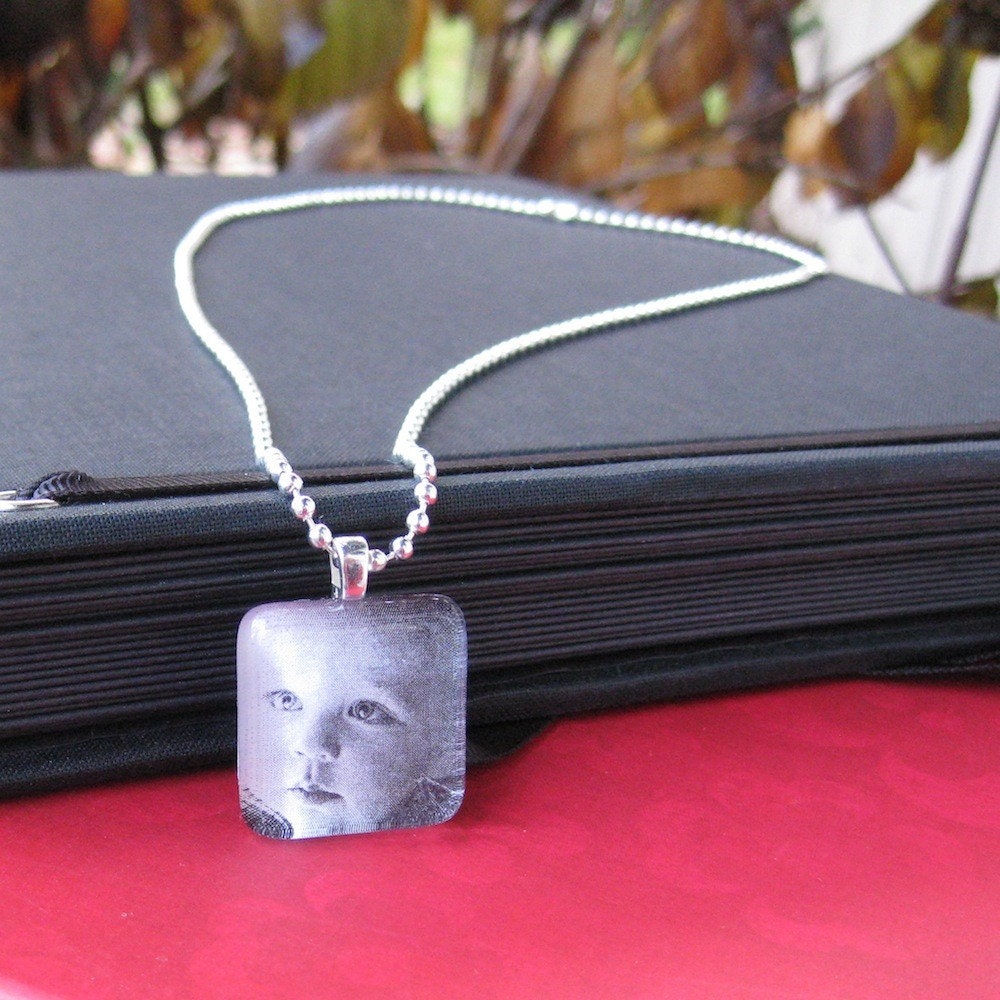 Personalized photo pendant