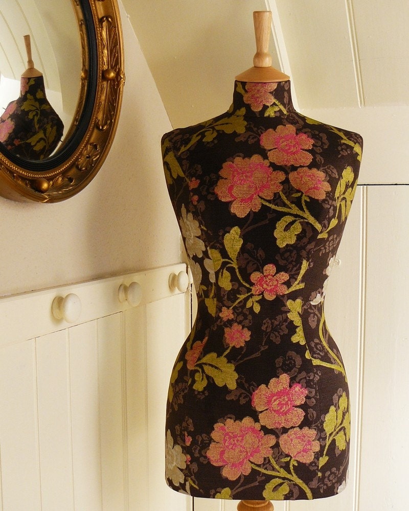 Top 10 display mannequins ideas and inspiration