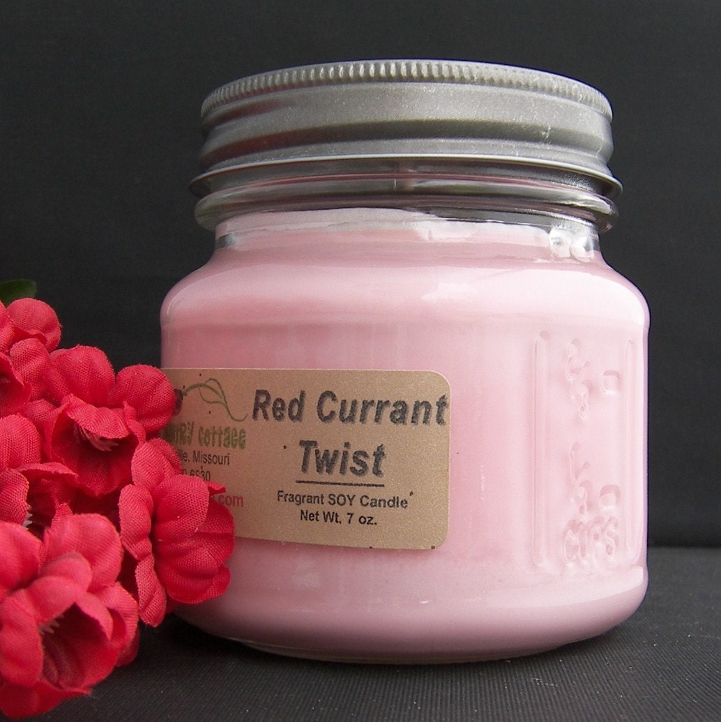 RED CURRANT TWIST Soy Candle - Highly Scented