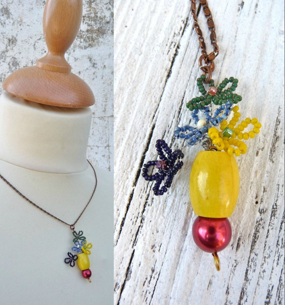 Folk Beaded Floral necklace handmade