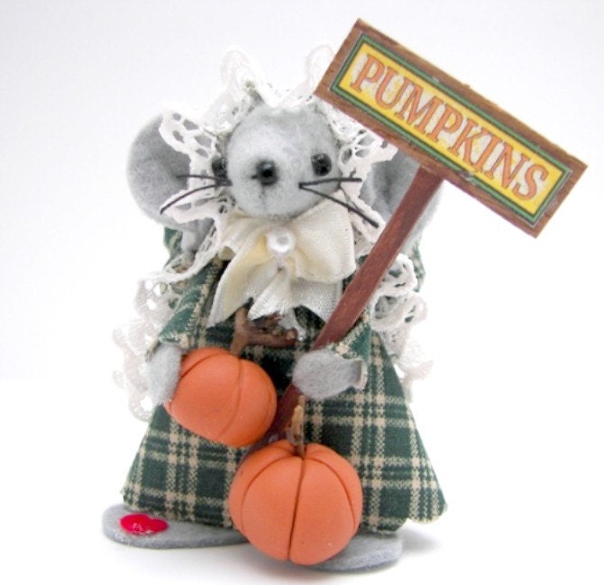 Halloween Pumpkin Sellin' Penny Mouse - one of the cute gift  felt mice and  ornaments for animal lovers and collectors by Warmth