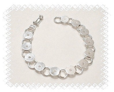 Bracelet Blanks, 5 Silver Plated Round Glue On Pad Bracelet Blanks - Perfect for Glass , Buttons , Typewriter Keys and More