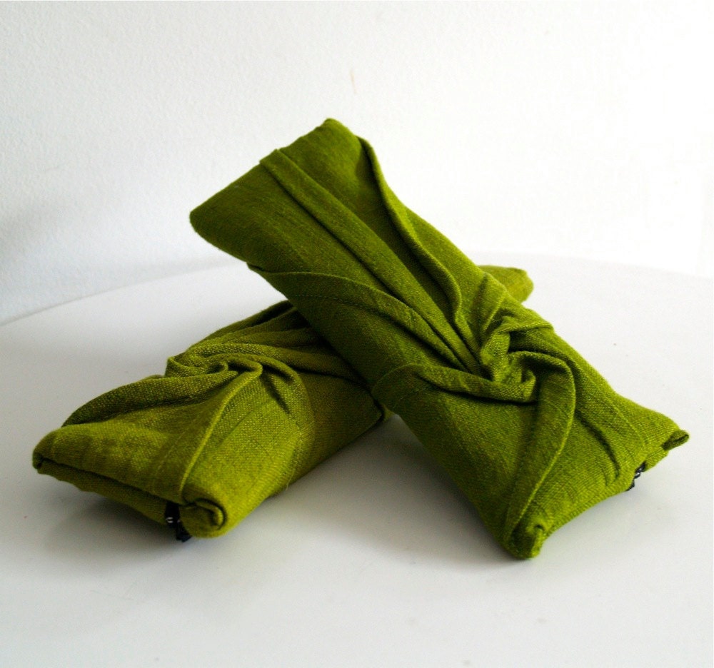 zip - moss green starburst