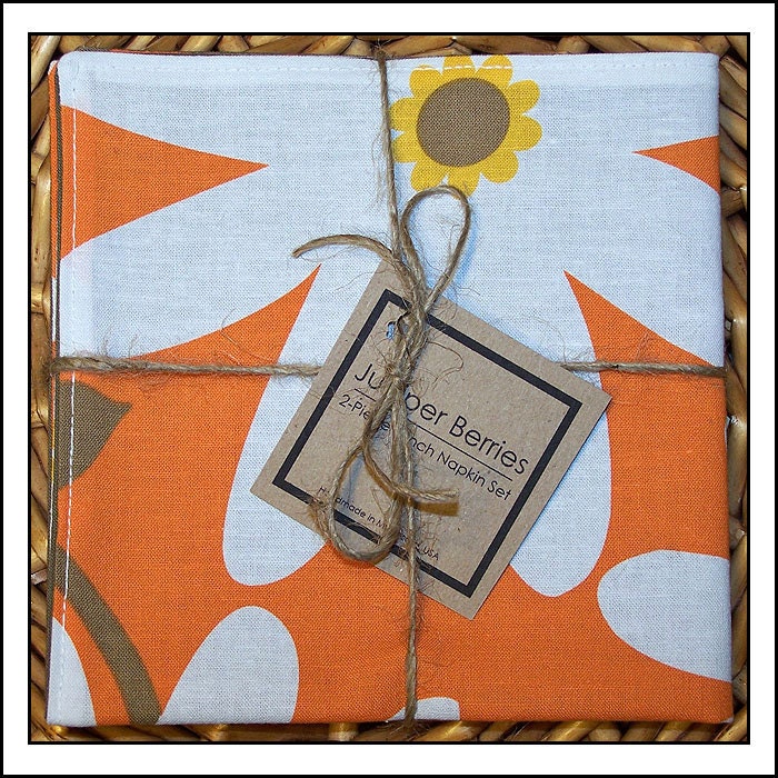 Organic Giant Daisy - Orange - Pair of Reversible Cloth Lunch Napkins