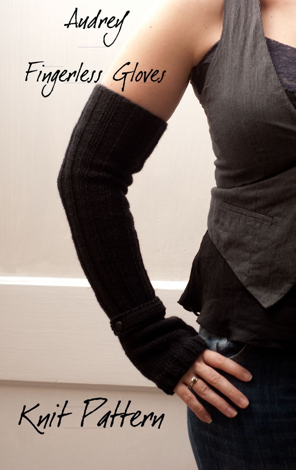 KNIT PATTERN Audrey Fingerless Gloves