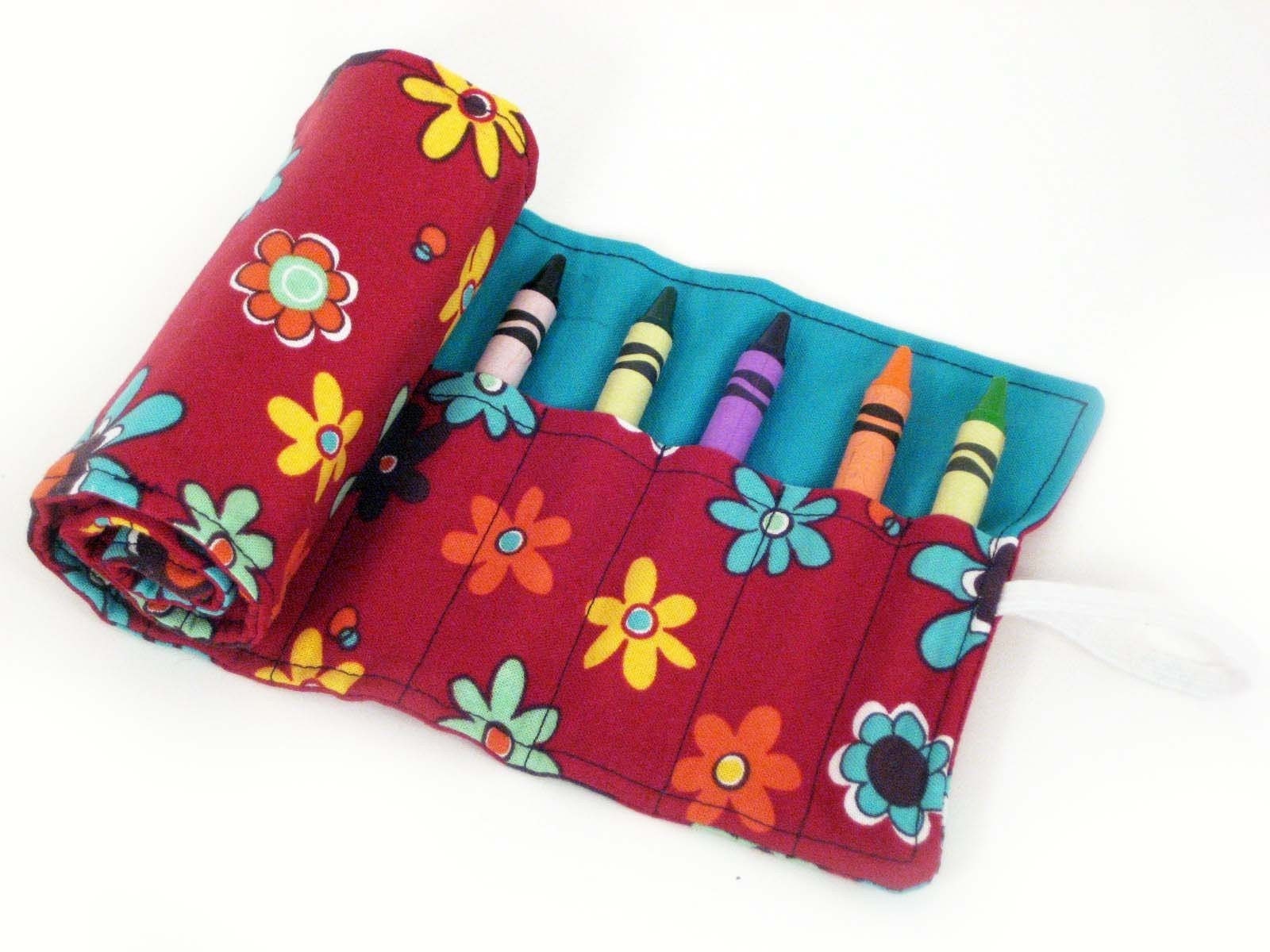 Fun Flowers Crayon Roll - crayons included