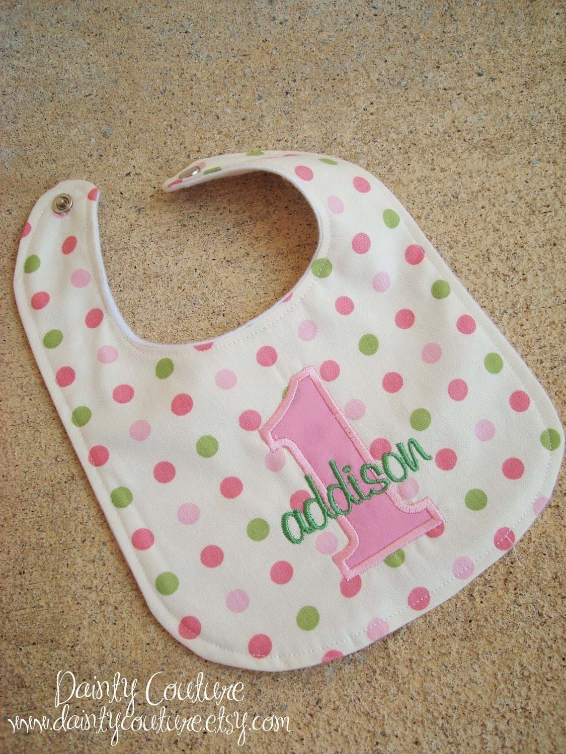 Girls first birthday bib - Pink and green in polka dots - Free personalization