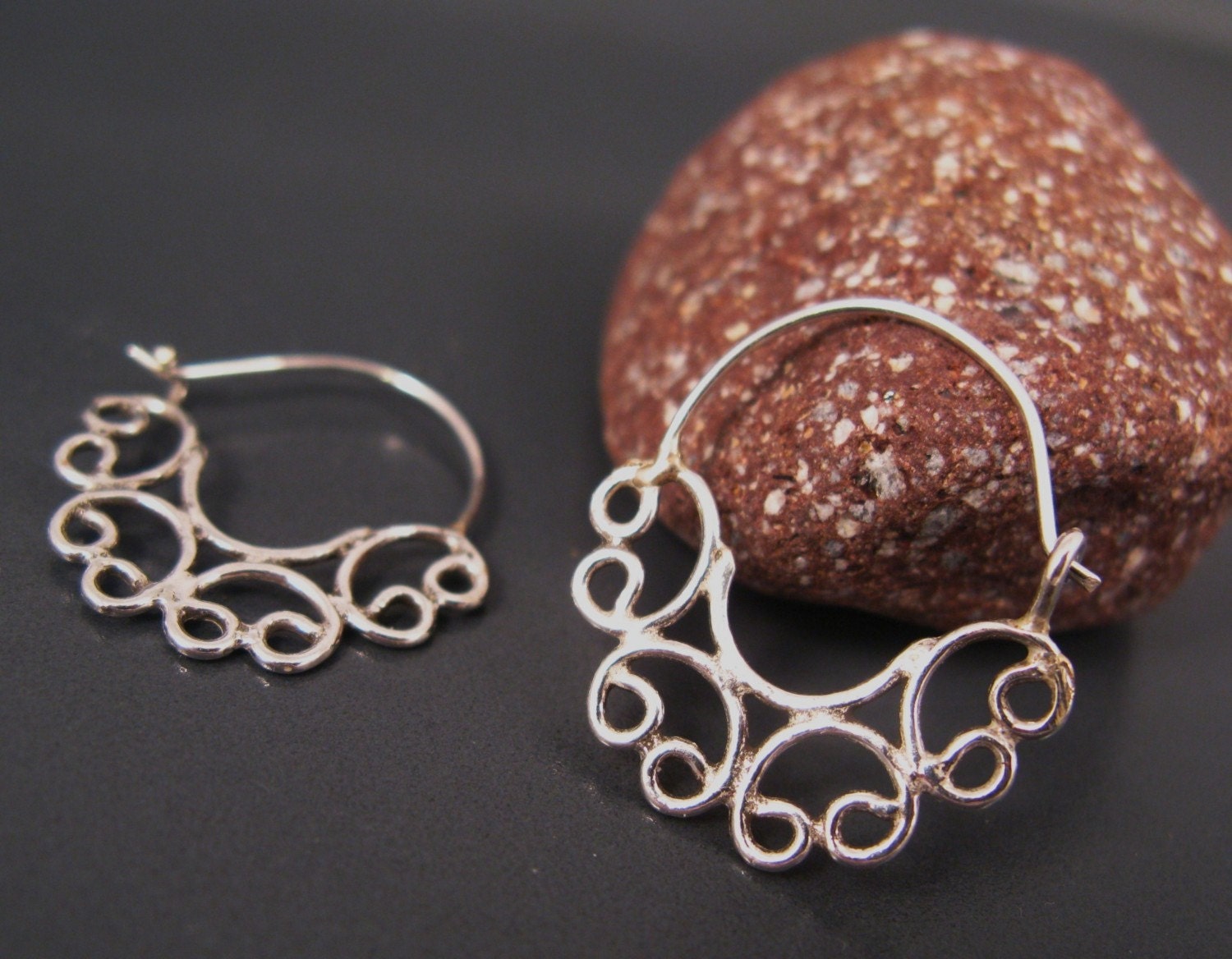 Filigree Hoop earrings in sterling silver, Delicate dainty earrings
