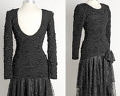 Vintage 1980s Bodycon Bow LACE Dress Small/Medium