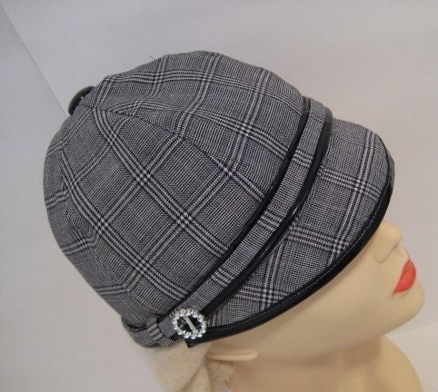 Swinging Sixties Cap Ladies hat  SEWING PATTERN  medium size