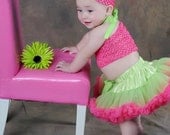 Sale.........Ready to ship a Beautiful  Apple Green ... Hotpink pettiskirt Nb 3 6 9 12 14m