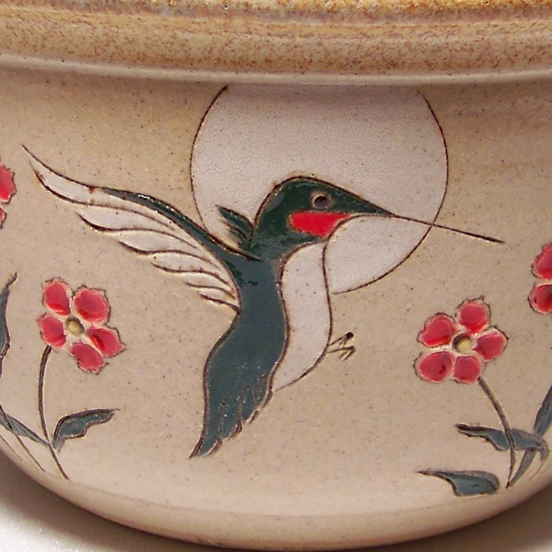 Humminbird and Flowers1 quart Pottery Serving Bowl Limited Series 82 (microwave safe)