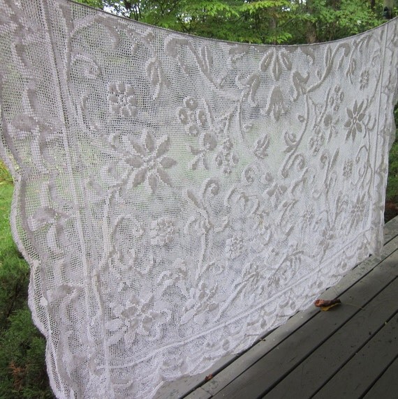 Vintage Wedding Tablecloth - Netted/ Needle Lace