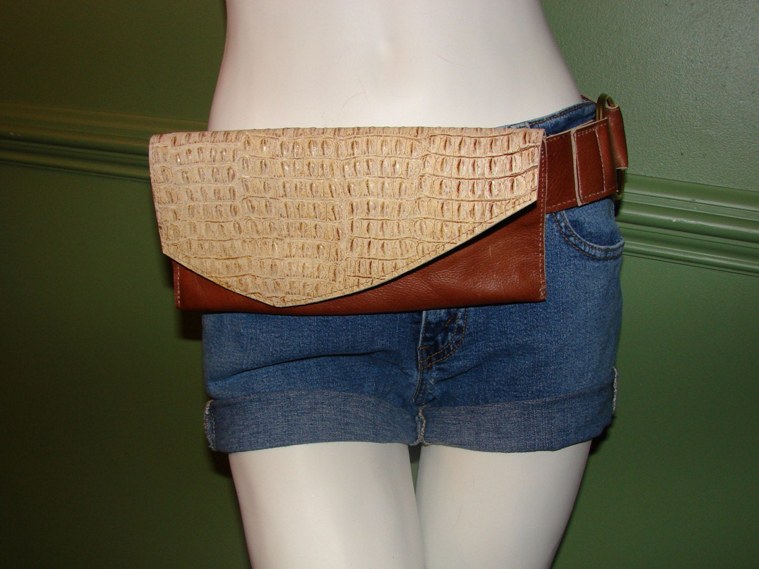 Candace FANNY waist HIP BAG - in Beige croc embossed leather and brown cowhide