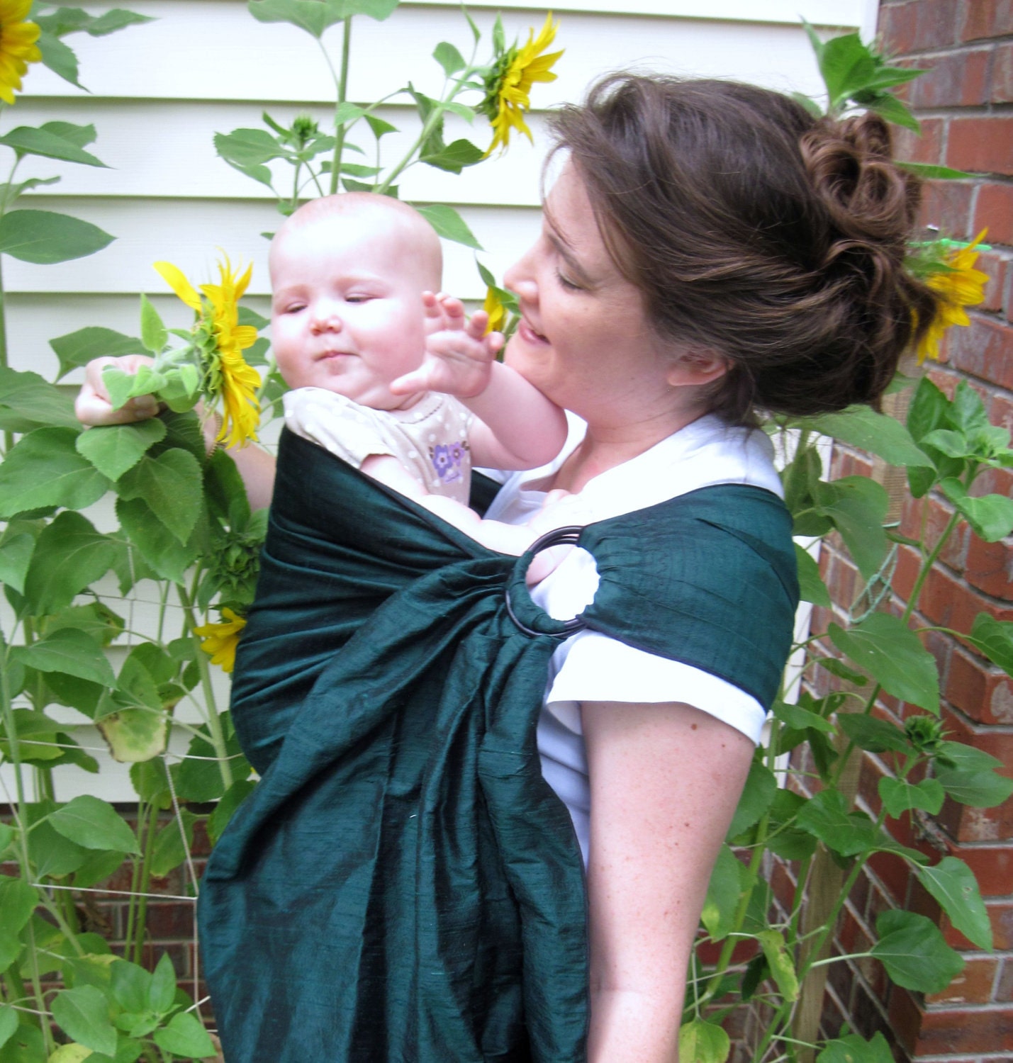 Silk Ring Sling Baby Carrier - Emerald Green - DVD included